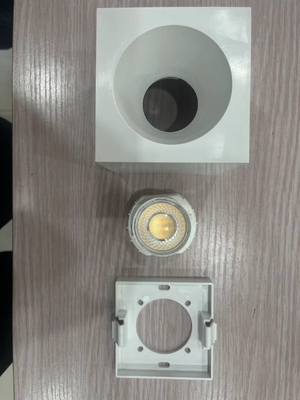 Duración de vida 30000 horas 6W Cuadrado Luz de techo anti-reflexión COB Disparadores para Downlight LED