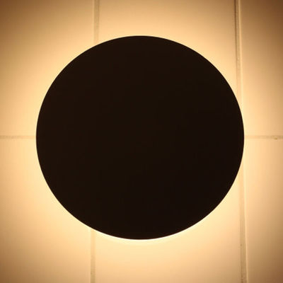 90lm/w Lámpara Eficiencia luminosa Modernas luces de techo LED para pasillo de escaleras