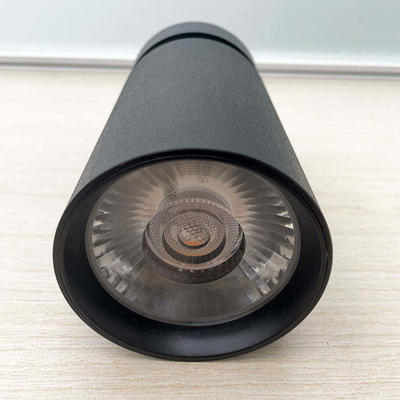 Luces de pista de aluminio LED de 30w Transforman su oficina y sala de exposiciones con iluminación