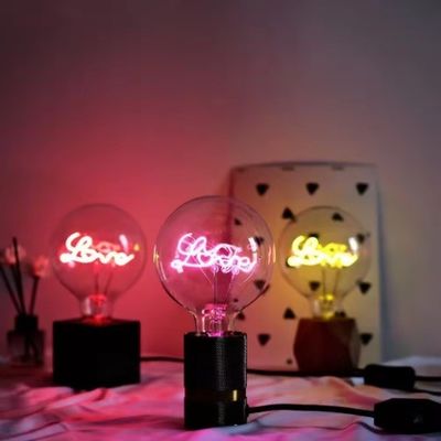 Casa de amor ambiente festivo bombilla de filamento decorativo con tapa de diseño único E27 1-
