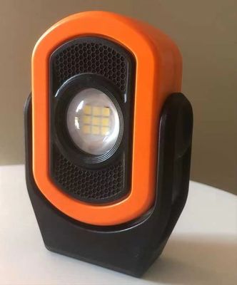 2- Luz de trabajo LED portátil con batería recargable de litio USB tipo C y imán fuerte