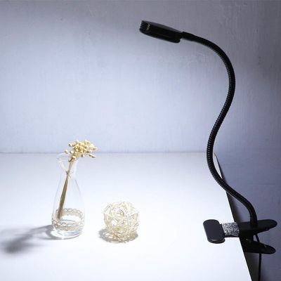 DIY 450lm Lectura personalizada de 360 grados con cuello de ganso flexible Lámpara de escritorio LED pequeña