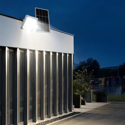 Lámpara Flujo luminoso lm 300-800 Proyector de carga solar para almacén y estadio