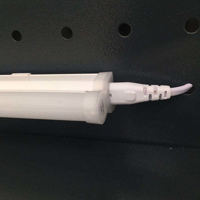 Diseño de la carcasa 4ft T5 lámpara LED con 80lm/w CRI 80 Ra integrado de una sola lámpara