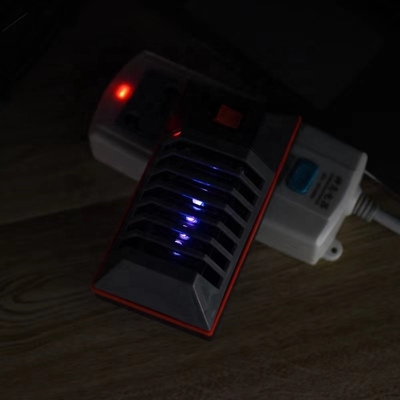 Luz de insectos LED UV395 Una luz doble Extremo ahorro de energía Luz nocturna Zapper no tóxico