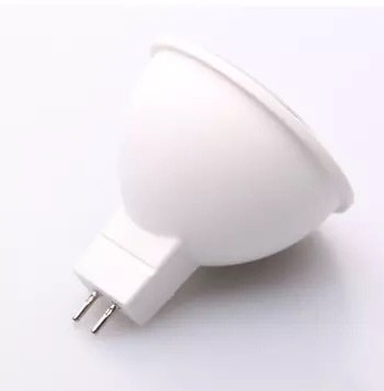 Lámpara Flujo luminoso lm 550 MR16 Luz de punto LED 15/36/60/120D Ángulo del haz 15000 Vida útil