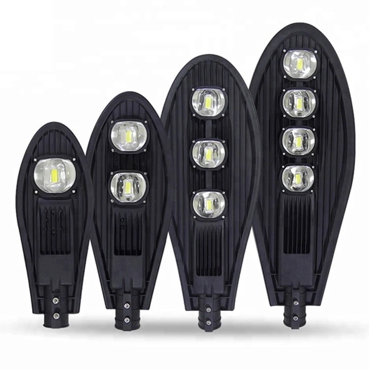 Lámpara Flujo luminoso lm 2800 ROAD 30W 220V Luz de la calle LED con un costo competitivo